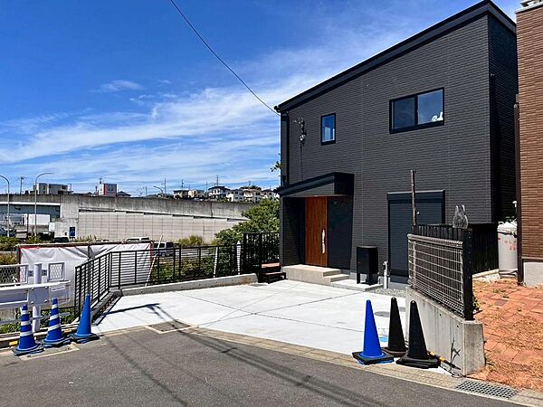 住宅地の突き当りになるのでプライバシーも確保できます