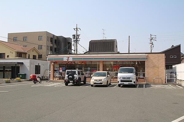 セブンイレブン磐田ジュビロード店まで約200m