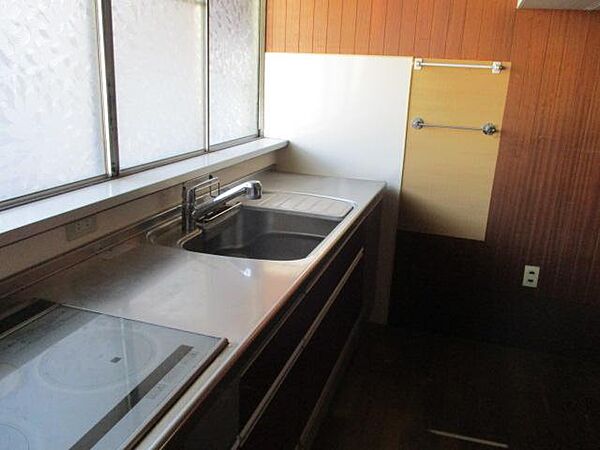 水回り住設機器リフォーム済。閑静な住宅街の好立地です。
