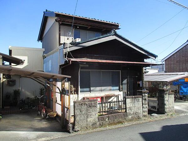 水回り住設機器リフォーム済。閑静な住宅街の好立地です。