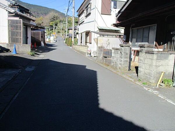 水回り住設機器リフォーム済。閑静な住宅街の好立地です。