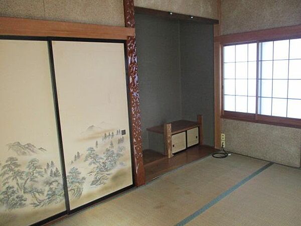 水回り住設機器リフォーム済。閑静な住宅街の好立地です。