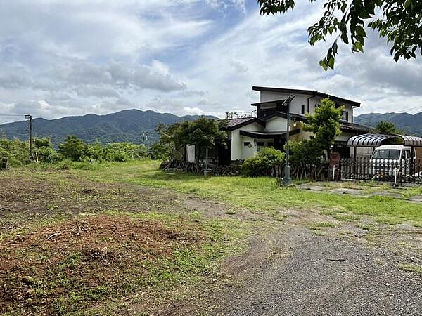 北側から西側を撮影