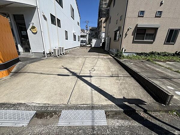 外観：322000642096