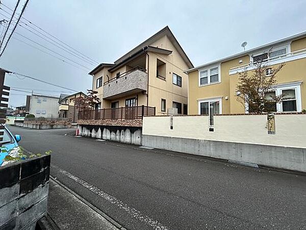 外観：322000625297