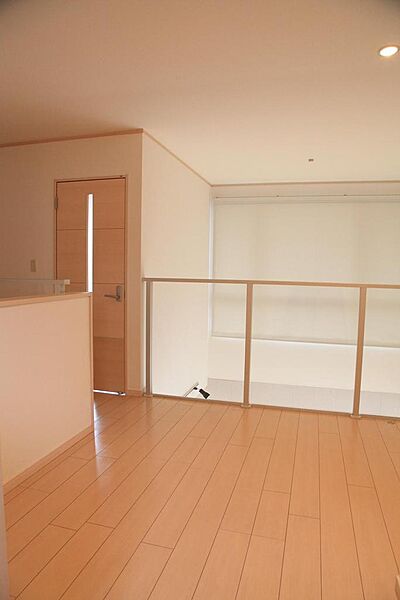 2階ホール　リビングの吹抜け部分です