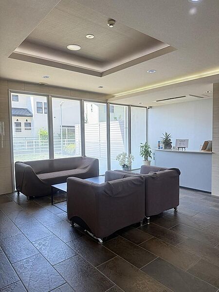 マンションロビー（マンション共用部分）