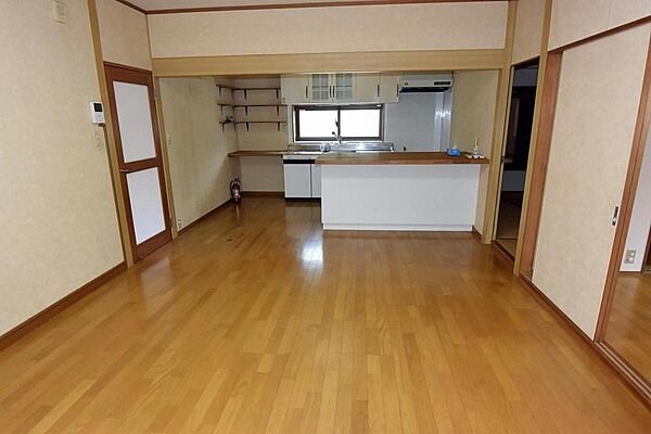 LDK　約14帖