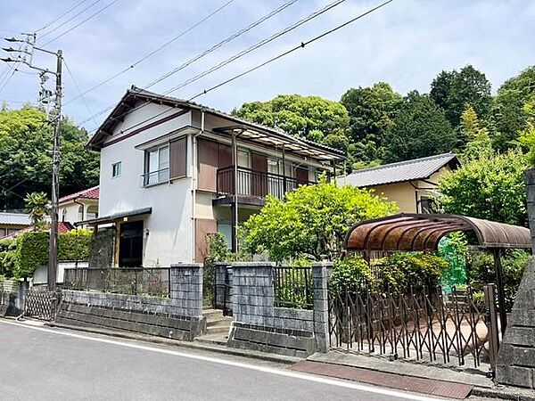 閑静な高台の住宅地！
