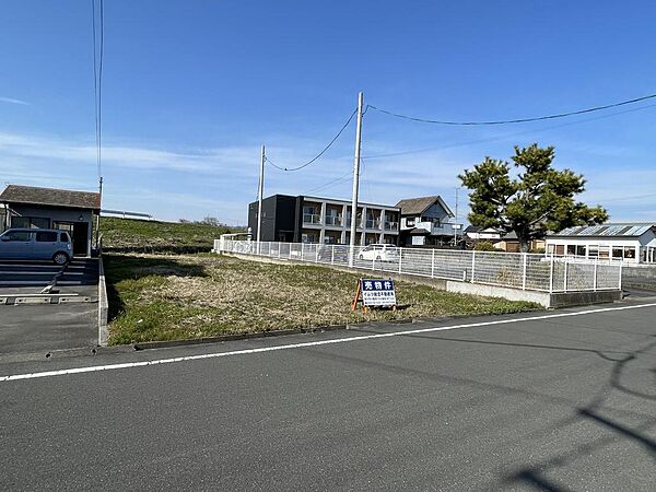 南側から撮影