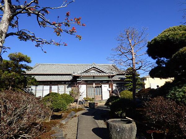 代金のうち「建物」部分は0円です。本件建物は昭和56年5月31日以前に建築確認を取得した旧耐震基準時の建物です。