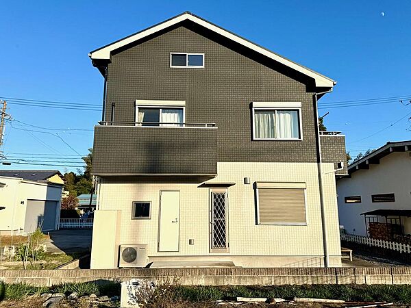 外観：322000573909