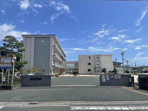 浜松市立江西中学校　約1220ｍ　徒歩16分