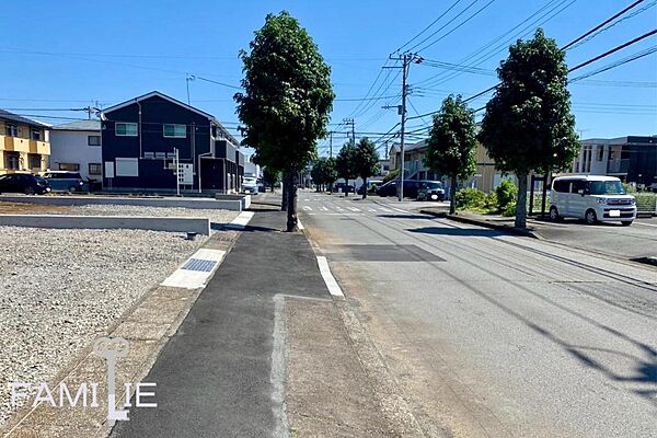 前面道路　南西　幅員約11．91ｍ
