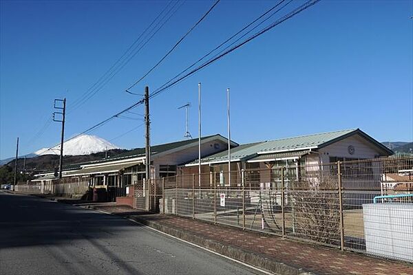 小山町立駿河小山幼稚園まで1092ｍ