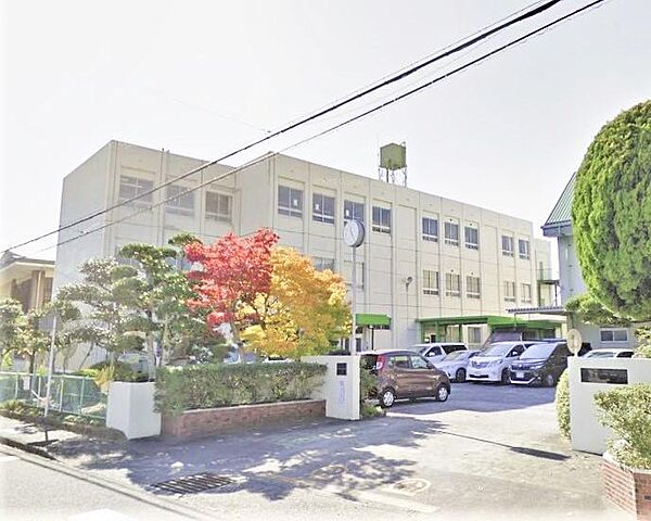 大津小まで徒歩4分