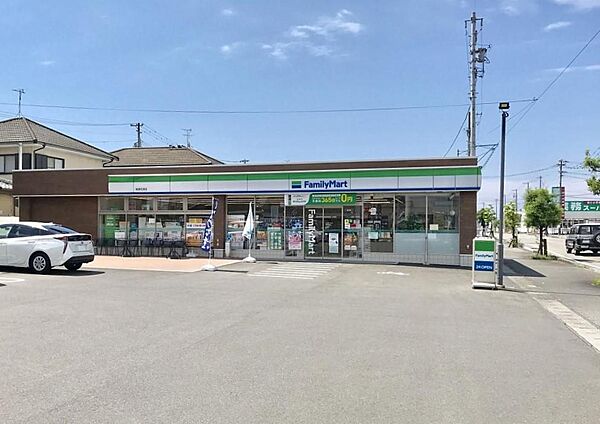 近隣買い物便利です♪