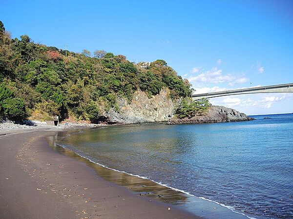 岩海岸 約2.4km