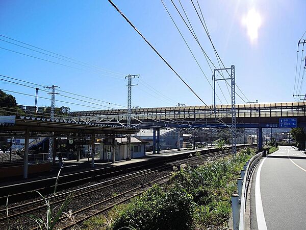 真鶴駅までは平坦な道のり