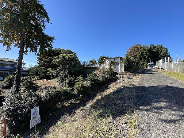 北東角付近から西方向