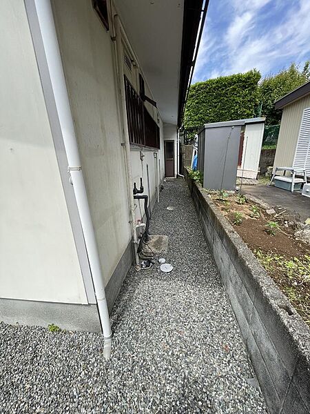 北側隣地境界付近（東から西方向