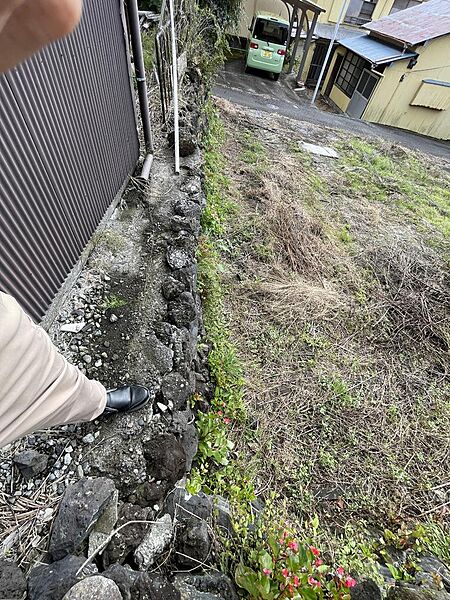 西隣地境界付近（北から南方向