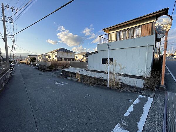 前面道路東南から