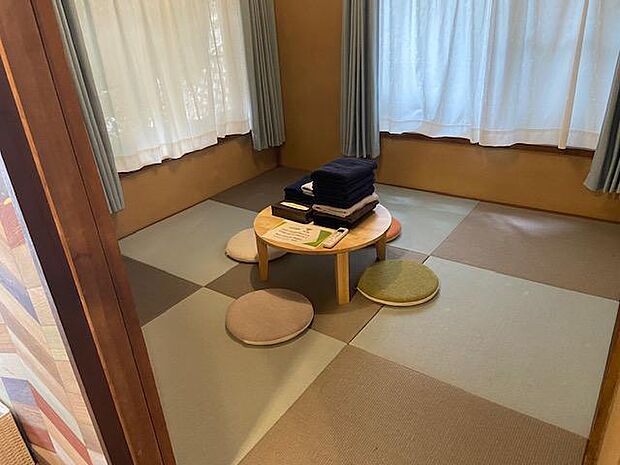 和室はモダンでおしゃれな空間になってます。