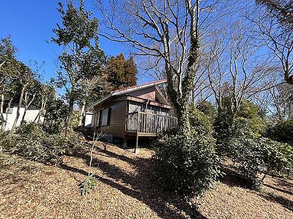 高台につき陽当たり良好です