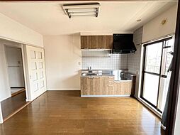 コトー萩 202 2階3DKのリビング/ダイニング