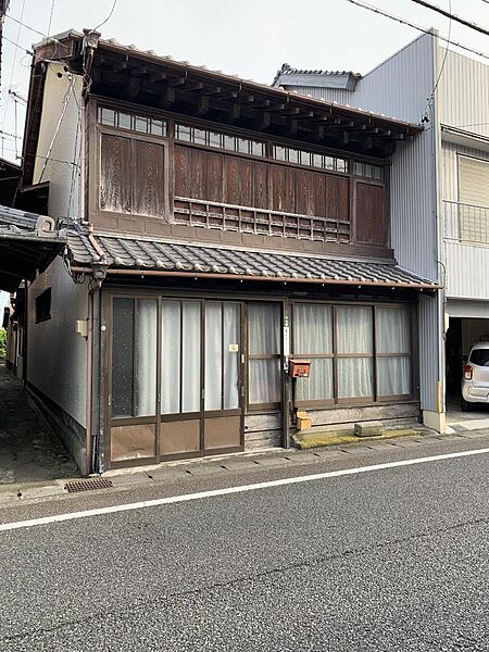 外観：322000586677