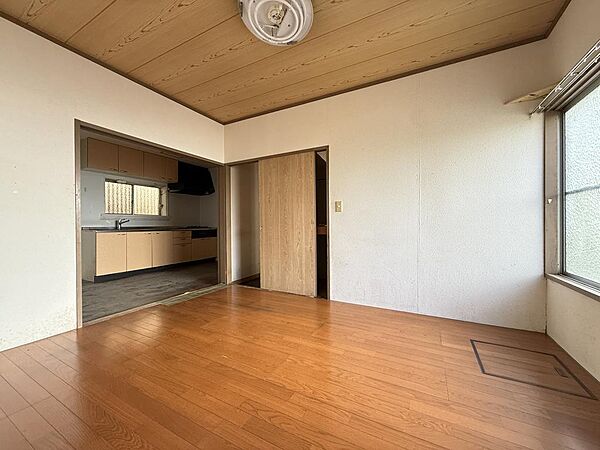 室内を拡大表示