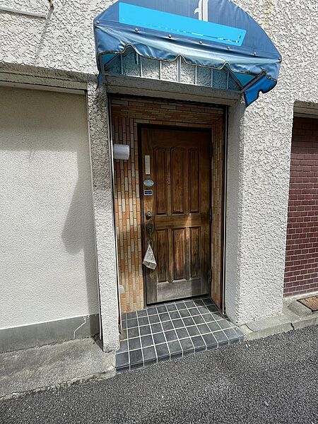 店舗入口