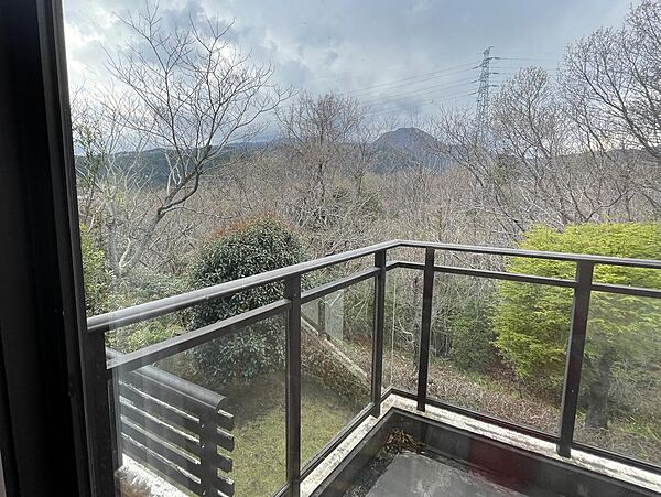 2階部屋のバルコニー