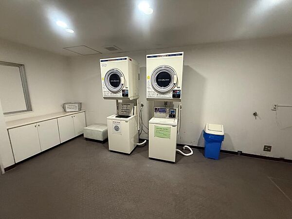コインランドリー