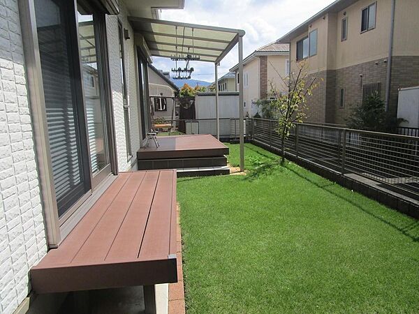 ウッドデッキ、屋根付