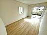 洋室：明るく開放感のあるお部屋で、快適な生活を♪