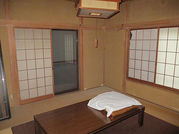 1階　和室（8畳）