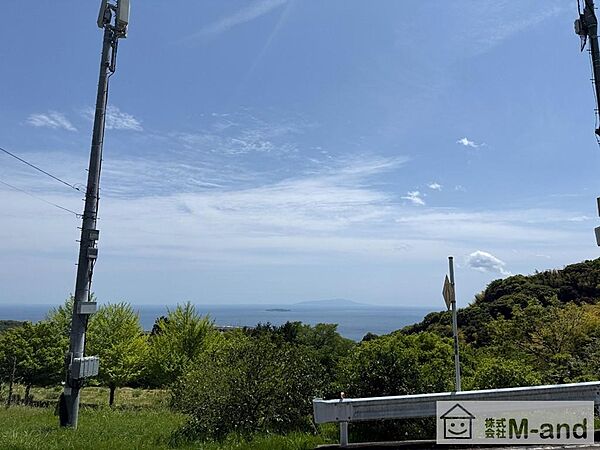 前面道路からの眺望