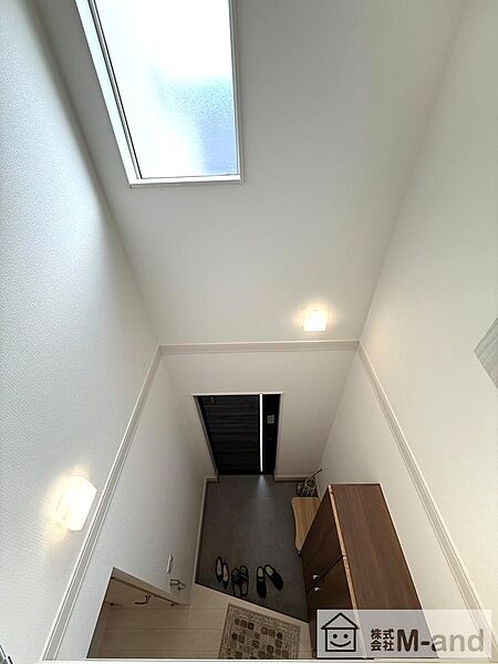 玄関吹抜け