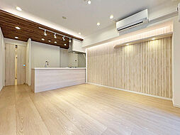 セザール小伝馬町 3LDKのリビング/ダイニング