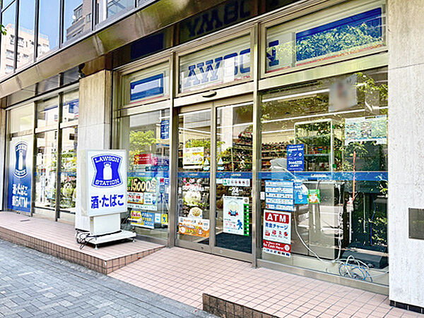 ローソン　箱崎湊橋店　徒歩2分