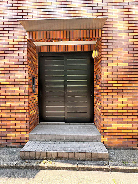 detached 東京都中央区京橋３丁目１３番１号　有楽ビル