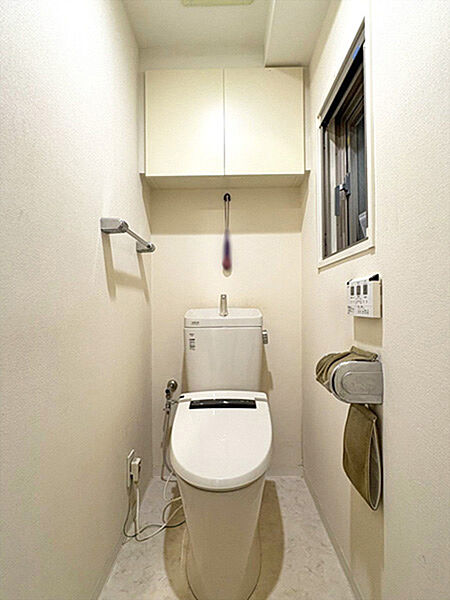 窓付きなので、臭いがこもらず換気扇を使わずともしっかり換気が出来ます。