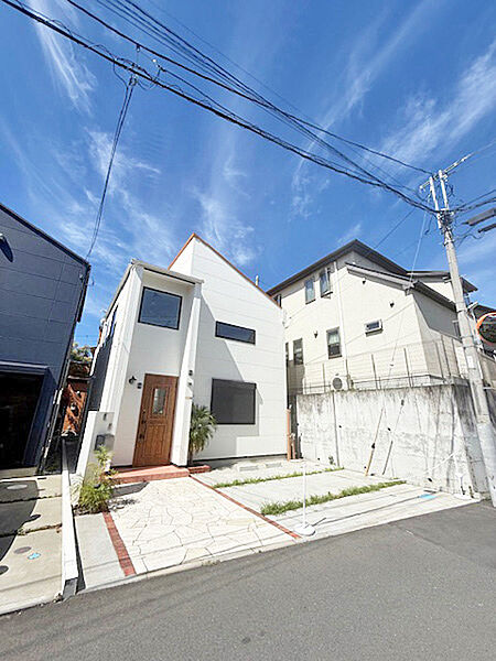 ※現在居住中であり写真と現況が異なります(2025年7月撮影 )