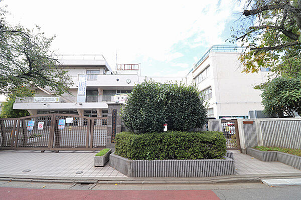 本太小学校