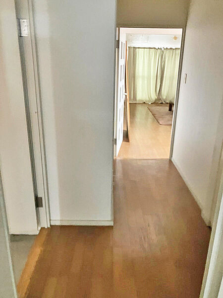 各居室へスムーズにつながる廊下。