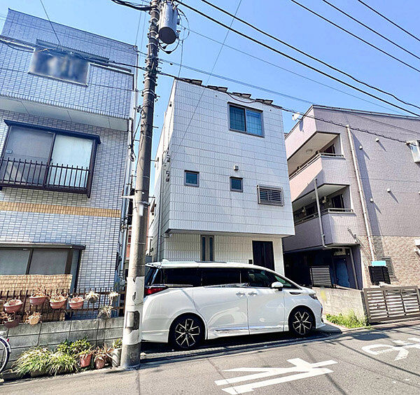 駅前商業施設が充実する川崎駅まで徒歩圏内で休日にはショッピングや映画など気軽に楽しむことが出来ます