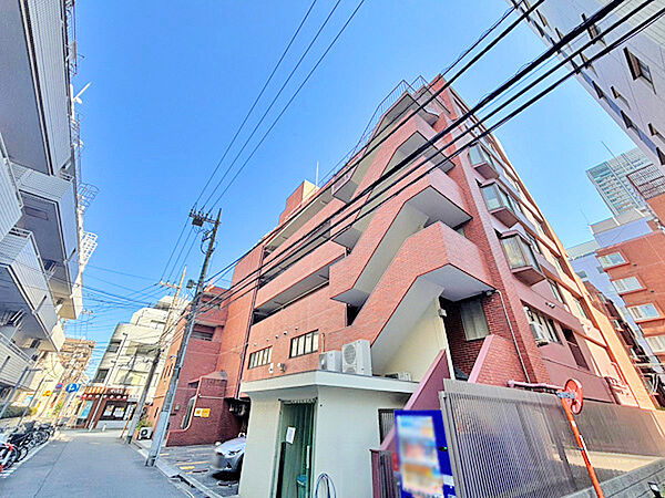 武蔵小杉駅には商業施設が豊富な為、お買い物にも大変便利です