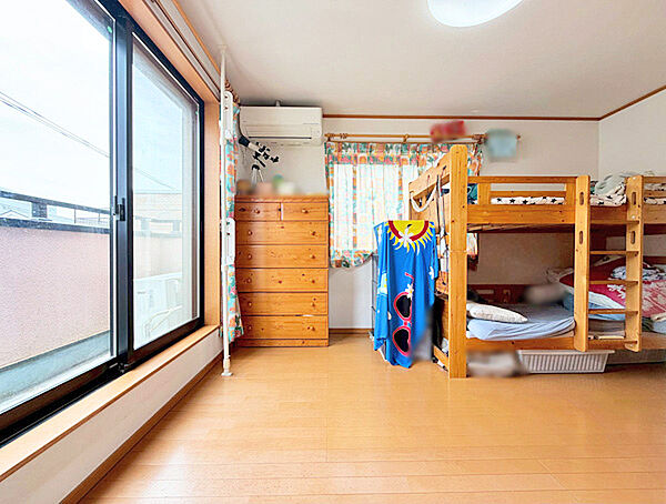 寝室や子供部屋など用途に合わせてフレキシブルにご利用可能です！